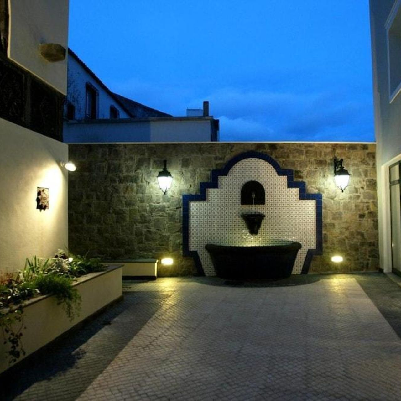 Hotel Camões en Ponta Delgada - HOTEL INFO
