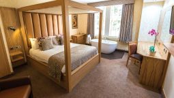 Room Fairlawns Aldridge