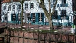 Hotel Hohes Haus 3 Hrs Star Hotel In Krummhorn Greetsiel