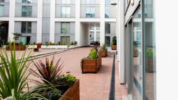 Exterior view Spires Serviced Apartments