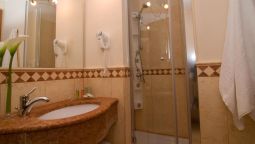 Bagno in camera Europa