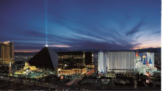 Mgm Luxor Hotel And Casino 4 Hrs Star Hotel In Las Vegas