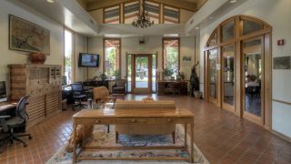 Dinahs Garden Hotel 3 Hrs Star Hotel In Palo Alto - 