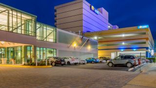 Comfort Inn And Suites Oceanfront 3 Hrs Star Hotel In Virginia Beach