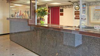 Holiday Inn Express Suites Baltimore West Catonsville