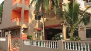 The Baga Marina Beach Resort Hotel Velha Goa 3 Hrs Sterne Hotel Bei Hrs Mit Gratis Leistungen One of the most popular beaches in north goa, baga beach is located close to calangute beach, around 30 km north of panjim. hrs
