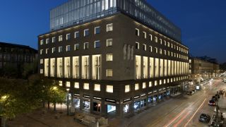 armani montenapoleone orari