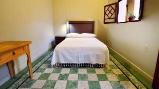 Hotel Casa Valop 2 Hrs Star Hotel In Oaxaca De Juárez - 