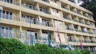Hotel Pineview Shimla 2 Hrs Star Hotel