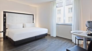 4 Meliá By Managed Mitte A Stelle Berlin Hotel bgY6yv7If