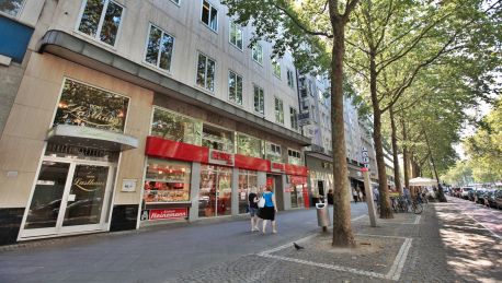 Hotel Lasthaus Am Ring Cologne Great Prices At Hotel Info