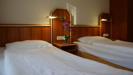 Hotel Haus Am Park Bad Homburg Great Prices At Hotel Info
