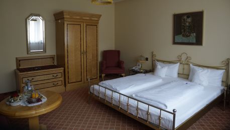 Walksches Haus Romantik Hotel Weingarten Great Prices At Hotel