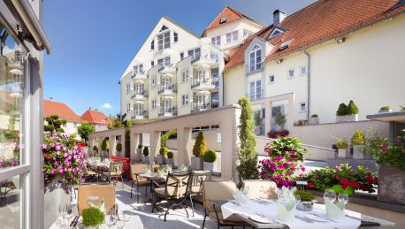 Hotel Traube am See - Friedrichshafen – Great prices at HOTEL INFO
