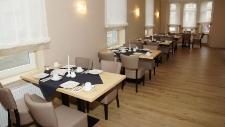 Hotel Deutsches Haus Blomberg Great Prices At Hotel Info