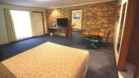 Comfort Inn Clare Central Great Prices At Hotel Info