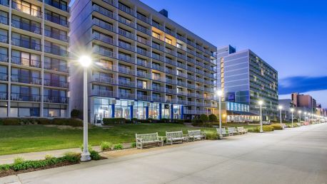 Comfort Inn And Suites Oceanfront 3 Hrs Star Hotel In Virginia Beach