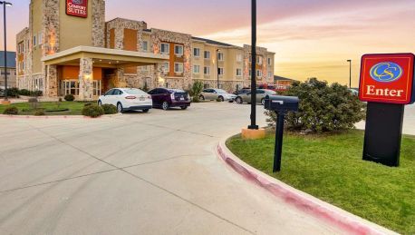 Hotel Comfort Suites Mineral Wells Great Prices At Hotel Info