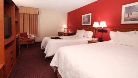 Meadowlands River Inn - Secaucus – Great prices at HOTEL INFO