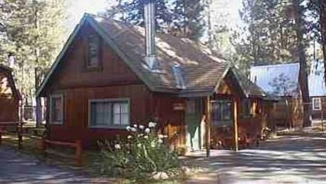 Hotel Golden Bear Cottages In Big Bear Lake