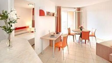 Bebe 9 Aix En Provence Les Milles Hotel Appart City Aix En Provence La Duranne Les Milles Aix En Provence Hotel Info
