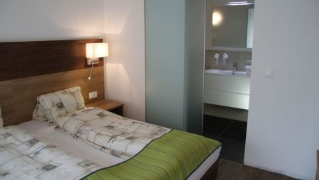 Therme 51 Hotel Physio Spa 4 Hrs Star Hotel In Leukerbad - 