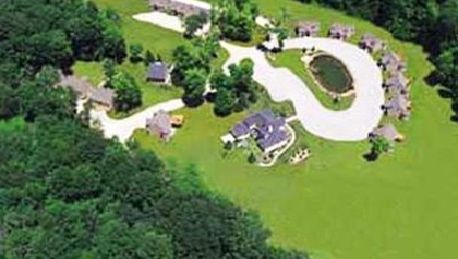 Spruce Hill Inn And Cottages In Mansfield