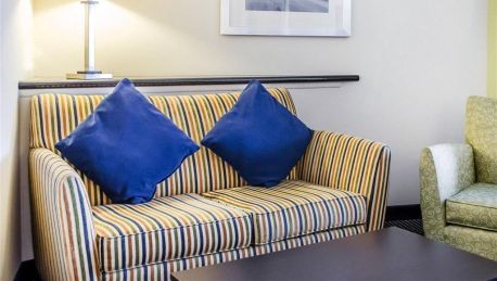 Hotel Comfort Suites Amish Country In Lancaster