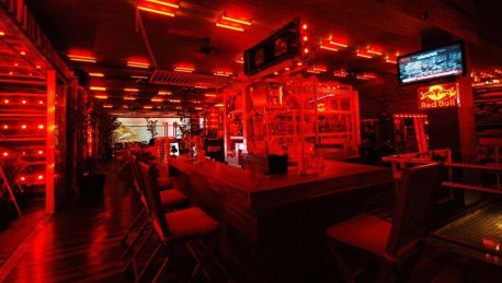 Hotel Reina Roja Playa Del Carmen Solidaridad 5 Hrs Sterne Hotel Bei Hrs Mit Gratis Leistungen Hotel roja is located at juras iela 6, 0.5 miles from the center of roya. hrs