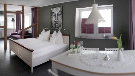 Hotel Haus Am Fluss Laurenburg Trivago De