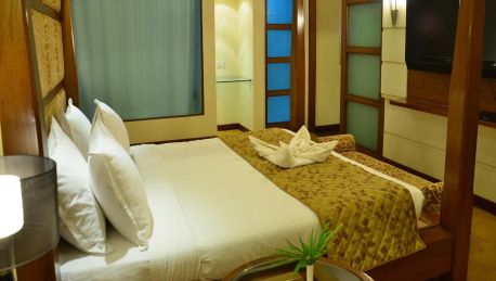 Hotel Cambay Sapphire Gandhinagar 5 Hrs Star Hotel In - 