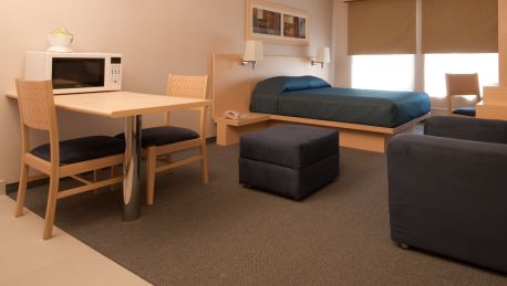 Hotel City Express Suites Toluca 4 Hrs Star Hotel In San