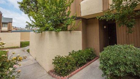 Hotel 3 Bedroom Anaheim Beauty By Redawning 3 Hrs Star Hotel