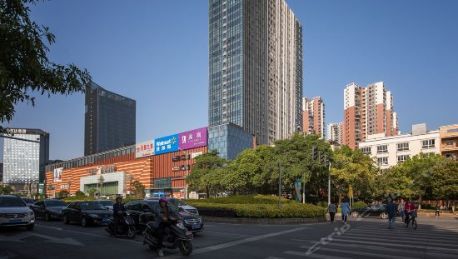 Lavande Hotel Heyuan Wanlongcheng - 