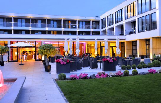 Terrasse Schlosshotel Bad Wilhelmshöhe Conference & Spa