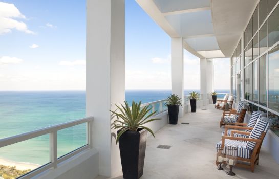 Suite Fontainebleau Miami Beach