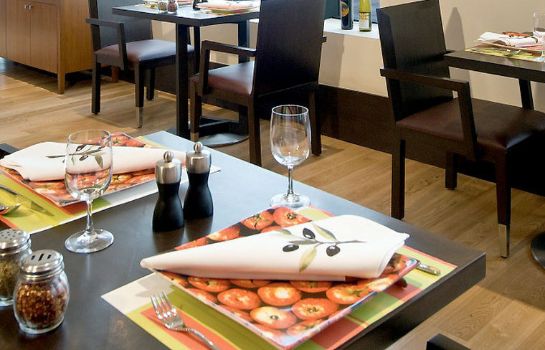 Hotel Novotel Mumbai Juhu Beach In Mumbai Bombay Hotel De Gutes essen rund um die uhr 23.10.2017. hotel novotel mumbai juhu beach in