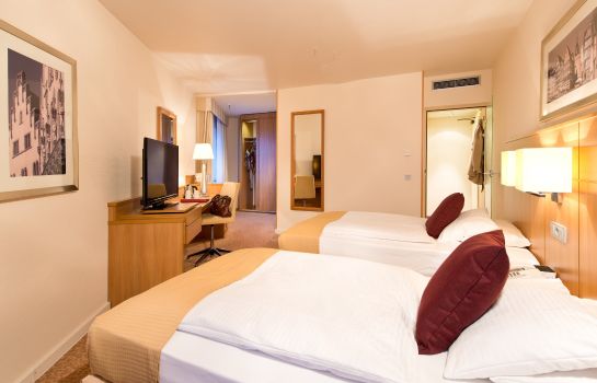 Room Leonardo Royal Hotel Frankfurt