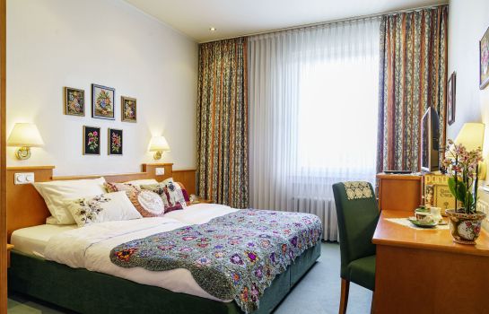 Hotel Lasthaus Am Ring Cologne Great Prices At Hotel Info