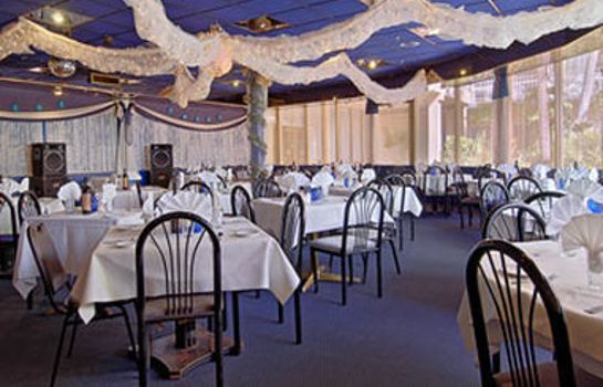 Restaurante Days Hotel by Wyndham Thunderbird Beach Resort