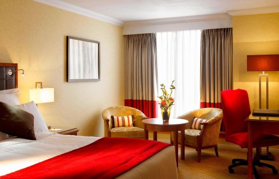 Zimmer Heathrow/Windsor Marriott Hotel