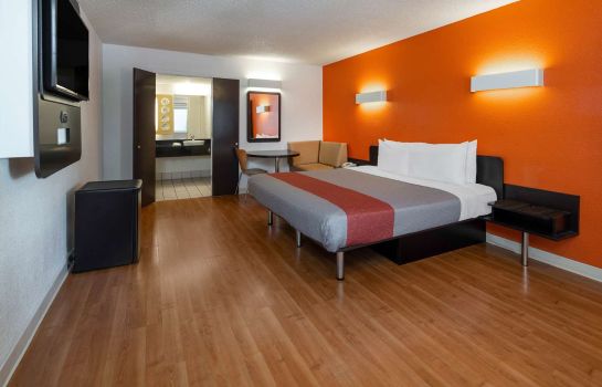 Room Motel 6 Anaheim Maingate