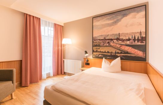 Single room (standard) Bayerischer Hof