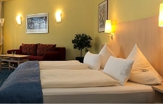 Hotel Deutsches Haus Lampertheim Great Prices At Hotel Info
