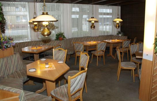 Deutsches Haus Gollart S Hotel Hildesheim Great Prices At