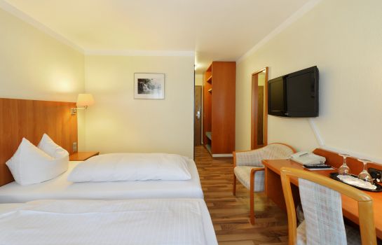 Hotel Bellevue Dusseldorf Great Prices At Hotel Info