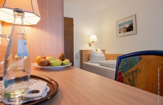 Hotel Bellevue Dusseldorf Great Prices At Hotel Info