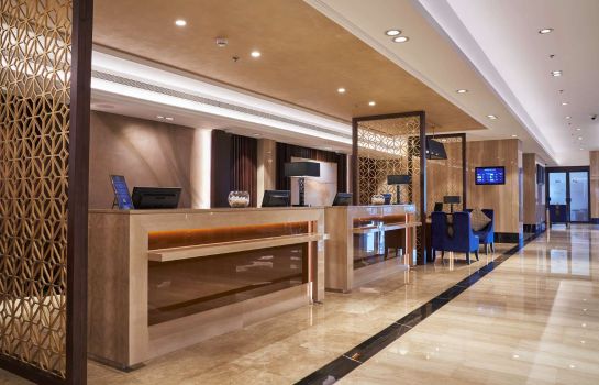 Hol hotelowy DIPLOMAT RADISSON BLU HOTEL RESIDENCE & SPA