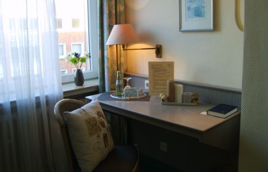 Cityhotel Deutsches Haus Hagen Great Prices At Hotel Info