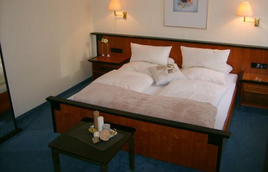 Cityhotel Deutsches Haus Hagen Great Prices At Hotel Info